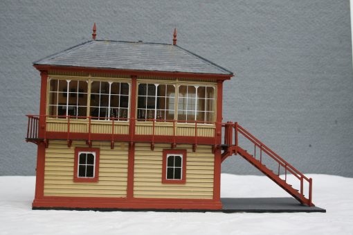 7mm. scale Kit-Built Midland Signal Box