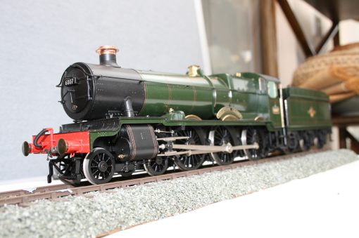 7mm. scale BR(W) Class 68XX "Grange" 4-6-0 Tender Locomotive r/n 6807 "Birchwood Grange", lined brunswick green livery late crest condition.