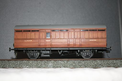 7mm. scale LNER Gresley Teak 4-wheel Pigeon Van r/n 6830.