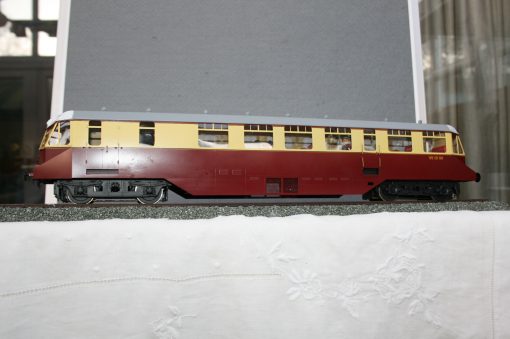 7mm. scale BR(W) Diesel Railcar r/n W19W carmine & cream livery.