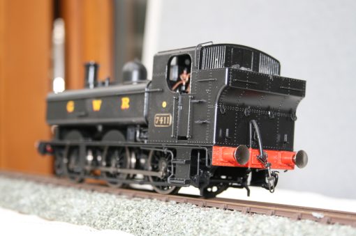 7mm. scale GWR Class 7400 0-6-0 Pannier Tank Locomotive r/n 7411 in black livery. - Image 4