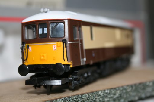 4mm. scale BR Class 73 Electro-Diesel Bo-Bo r/n 73101 "The Royal Alex" Pullman Livery. - Image 3