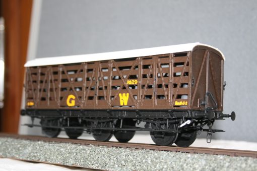 7mm. scale GWR 6 wheel 10T. Siphon Diagram O.5 LOT 1039 r/n 1629. Brown livery.