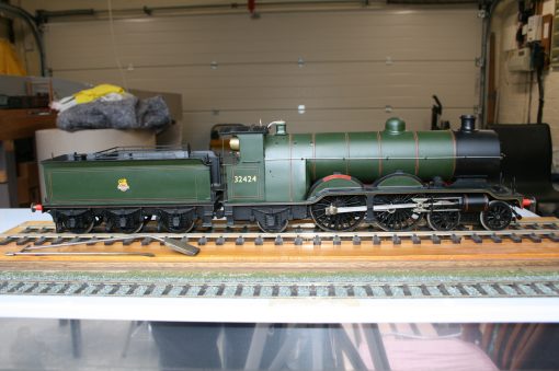 Gauge One BR(S) 4-4-0 "Atlantic" Class Tender Locomotive r/n 32424, Early Crest livery. - Image 2