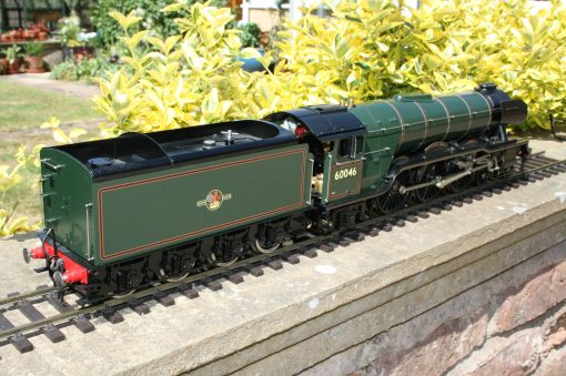 1/32nd. scale Gauge One BR(E) Class A3 Pacific Locomotive r/n 60046 "Diamond Jubilee" fitted smoke deflectors, lined green livery. - Image 4