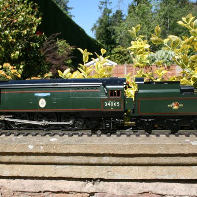 1/32nd. Gauge One BR(S) Class 7P 5PA "Battle of Britain" Light Pacific 4-6-2 tender locomotive r/n 34065 "Hurricane" in green livery