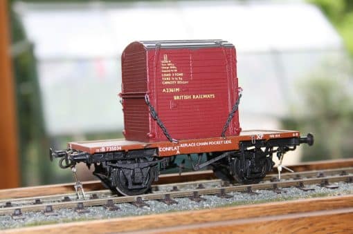 7mm. scale BR 12T. Vacuum Braked Conflat "A" wagon r/n B 735034 with Type "A" Container A236M. - Image 2