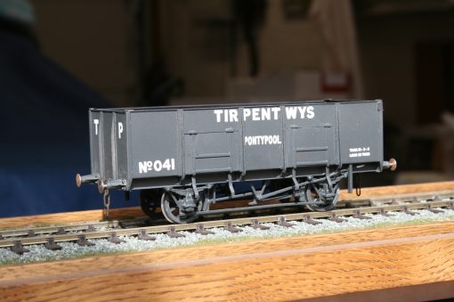 7mm. scale GWR 20T. Loco Coal Wagon Dia.N32 in "Tirpentwys Pontypool" livery r/n 041. - Image 2